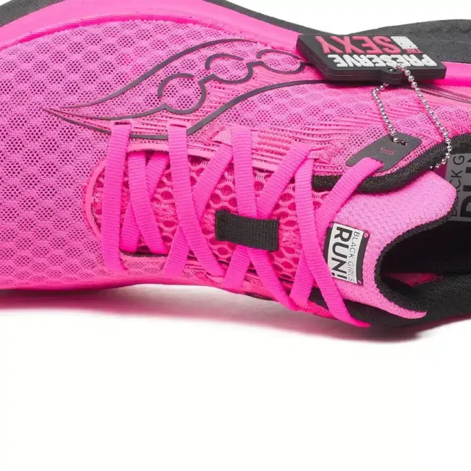 Dam Black Girls Run x Saucony Endorphin Speed 5 Dam Black Girls Run x Saucony Endorphin Speed 5
