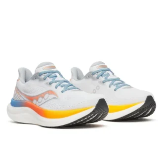 Dam Every Woman’s Marathon x Saucony Triumph 23