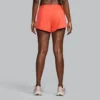 Outpace 2.5″ split shorts för dam Outpace 2.5″ split shorts för dam
