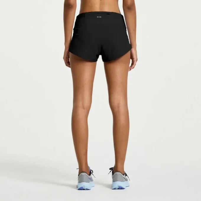 Outpace 2.5″ split shorts för dam Outpace 2.5″ split shorts för dam